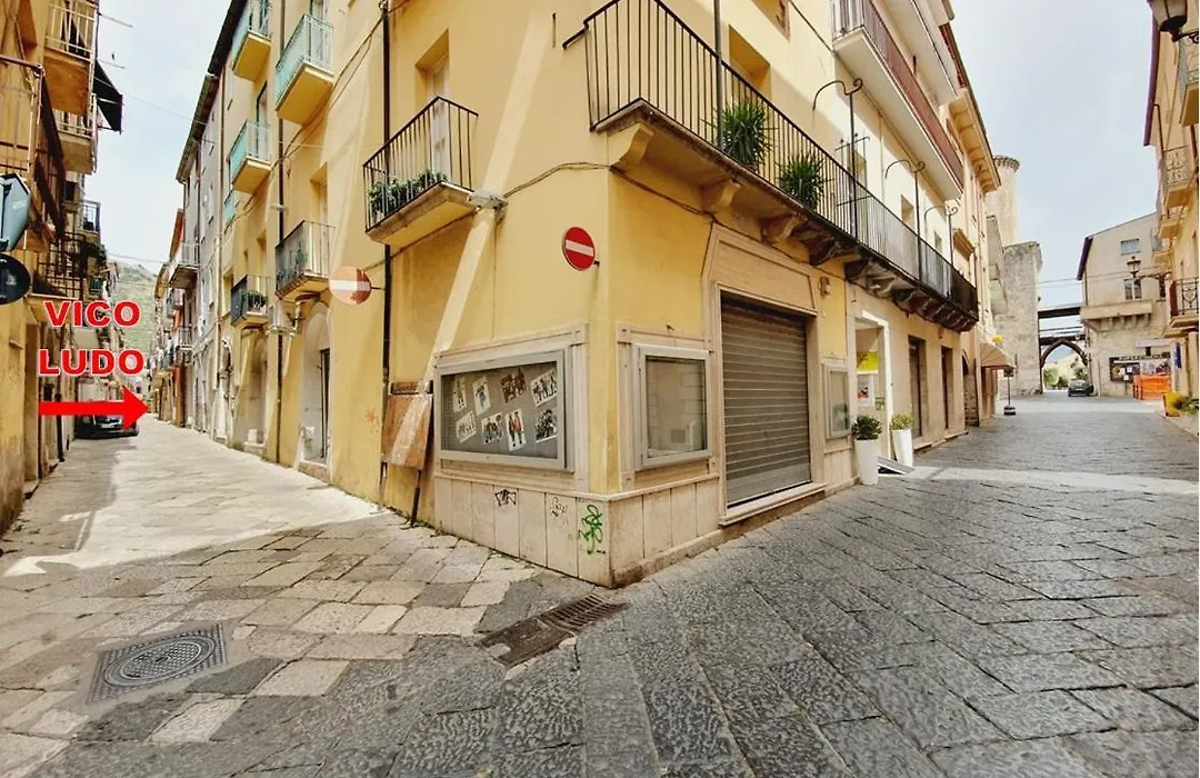 Casa Ludo - Fondi Vertice Rooms-1