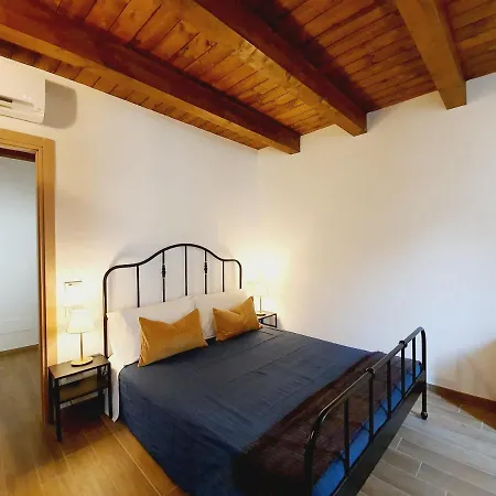Casa Ludo - Fondi Vertice Rooms-3